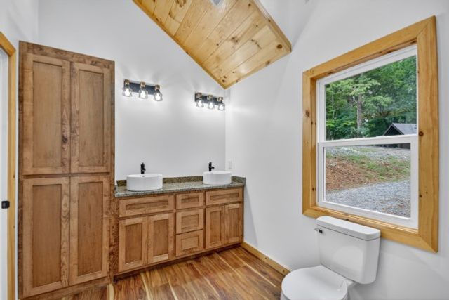 1041 Mountain Oak Road, Ellijay, GA 30536