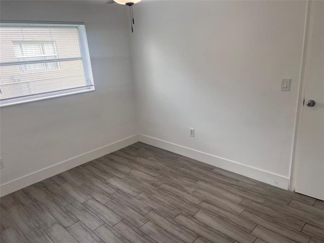 8361 NW 27th Place, Sunrise, FL 33322