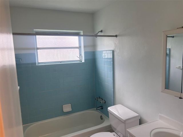 8361 NW 27th Place, Sunrise, FL 33322