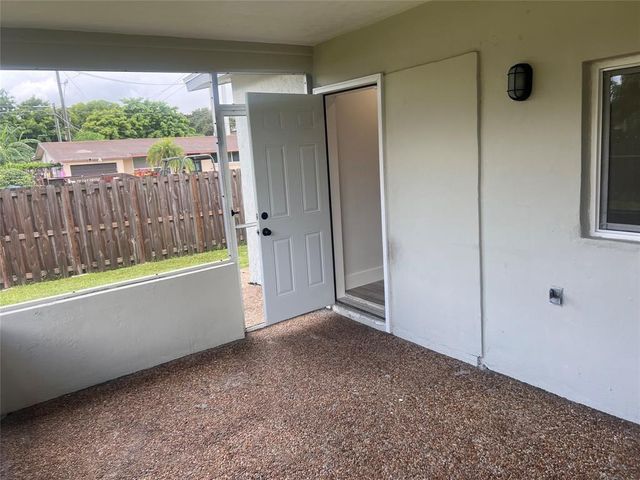 8361 NW 27th Place, Sunrise, FL 33322