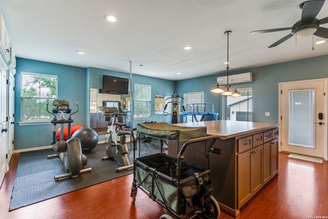 106 RIVER MOUNTAIN DR, Boerne, TX 78006