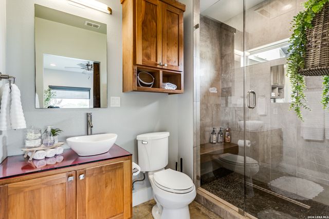 106 RIVER MOUNTAIN DR, Boerne, TX 78006