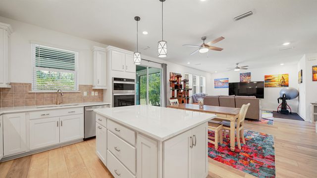 314 Red Barn Rd, St Augustine, FL 32092
