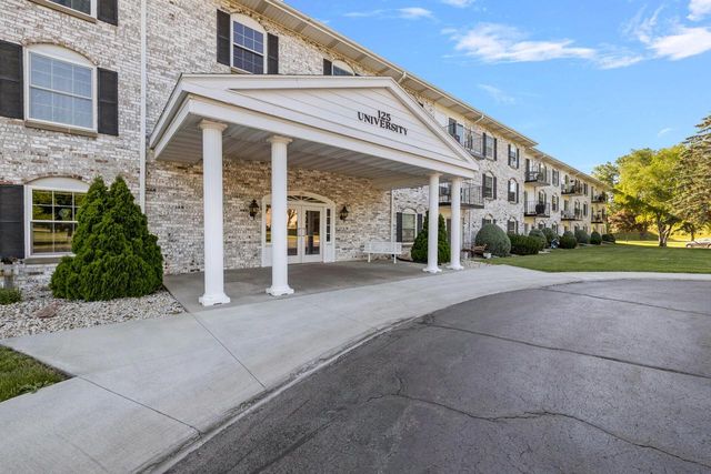 125 N University DRIVE #109, West Bend, WI 53095