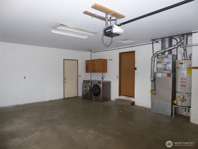 11931 51st Avenue NE, Marysville, WA 98271