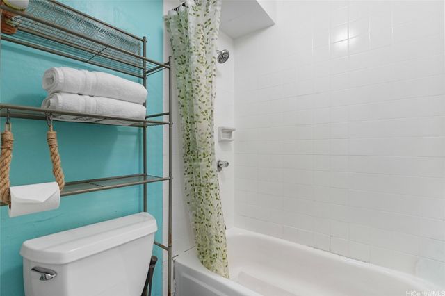 2463 Kuhio Avenue 905, Honolulu, HI 96815