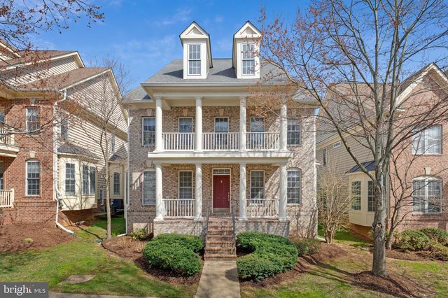 9183 TOPAZ ST, Fairfax, VA 22031