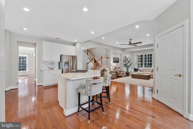 9183 TOPAZ ST, Fairfax, VA 22031