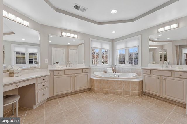 9183 TOPAZ ST, Fairfax, VA 22031