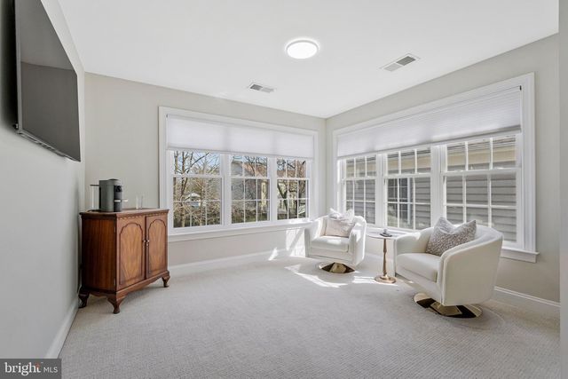 9183 TOPAZ ST, Fairfax, VA 22031