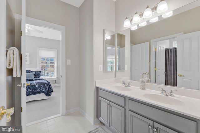 9183 TOPAZ ST, Fairfax, VA 22031