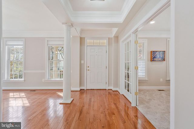 9183 TOPAZ ST, Fairfax, VA 22031