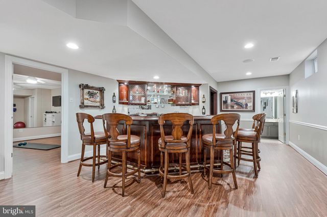 9183 TOPAZ ST, Fairfax, VA 22031