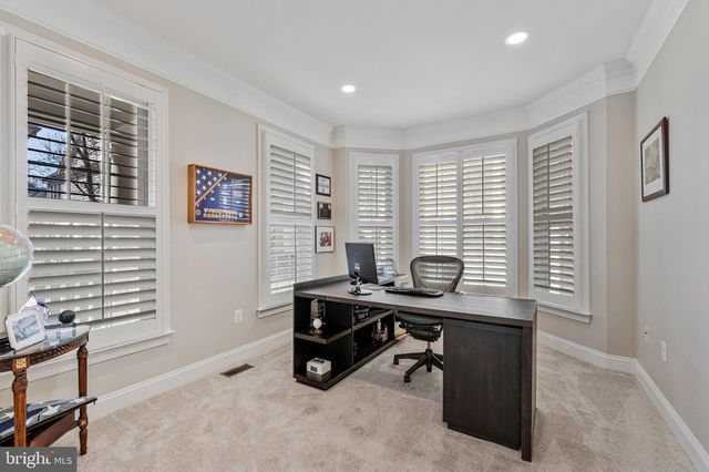 9183 TOPAZ ST, Fairfax, VA 22031