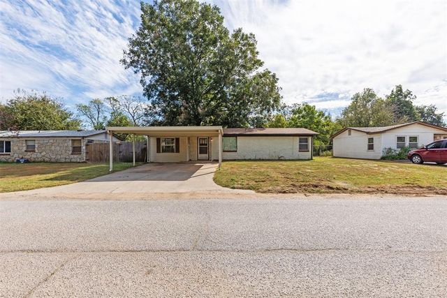 1820 Cherry Lane, Del City, OK 73115
