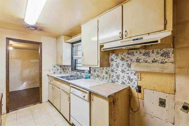 1820 Cherry Lane, Del City, OK 73115