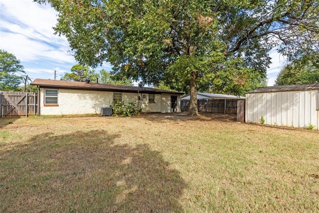 1820 Cherry Lane, Del City, OK 73115