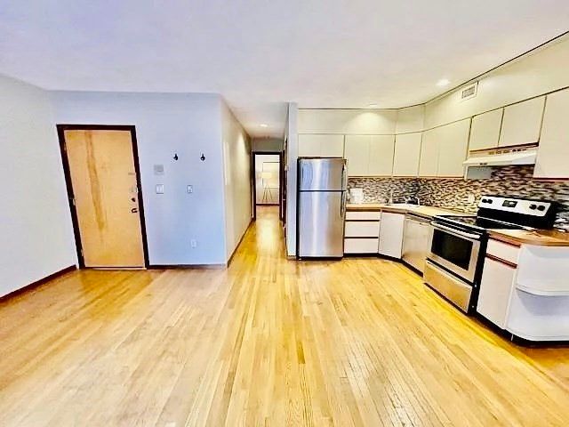 8 Wiget 2, Boston, MA 02113
