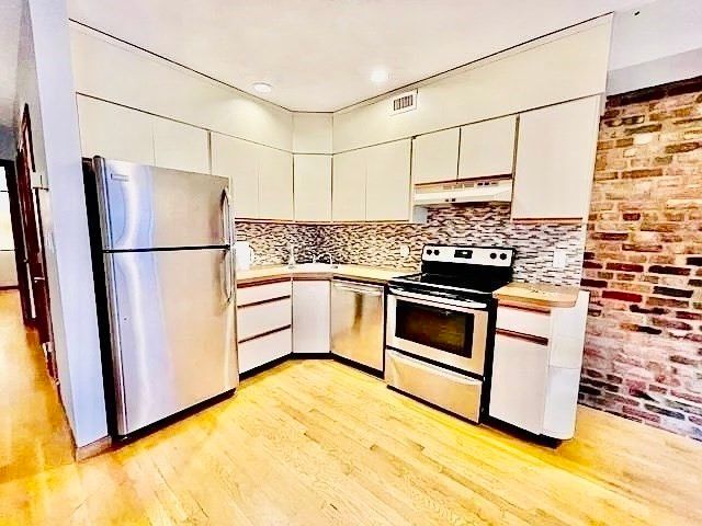 8 Wiget 2, Boston, MA 02113