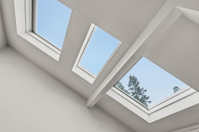 302 Medford Heights Lane, Medford, OR 97504