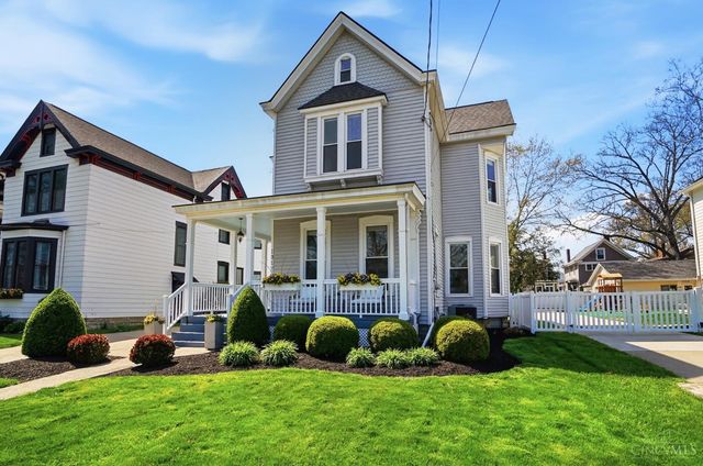 1317 Grace Avenue, Cincinnati, OH 45208