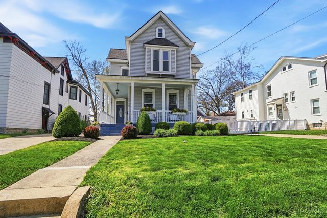 1317 Grace Avenue, Cincinnati, OH 45208