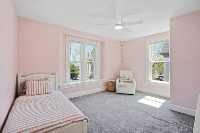 1317 Grace Avenue, Cincinnati, OH 45208