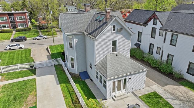 1317 Grace Avenue, Cincinnati, OH 45208