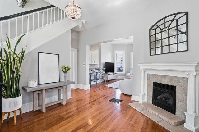 1317 Grace Avenue, Cincinnati, OH 45208