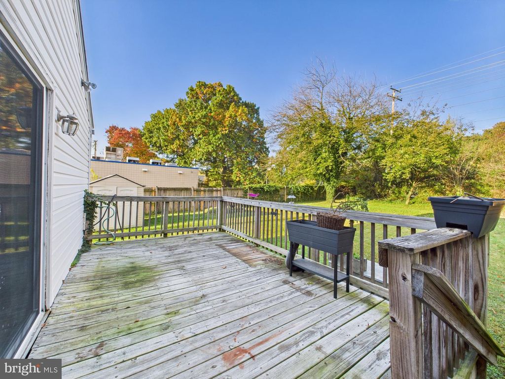 306 S CAMP MEADE RD, Linthicum Heights, MD 21090