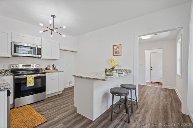 515 S Creek Avenue, Bartlesville, OK 74003