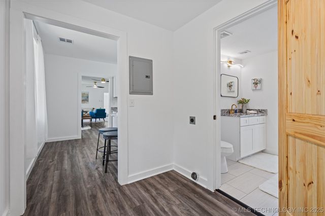 515 S Creek Avenue, Bartlesville, OK 74003