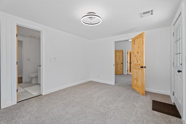 515 S Creek Avenue, Bartlesville, OK 74003