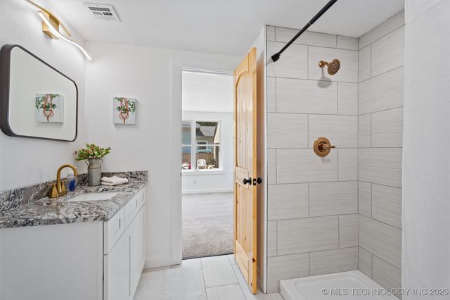 515 S Creek Avenue, Bartlesville, OK 74003