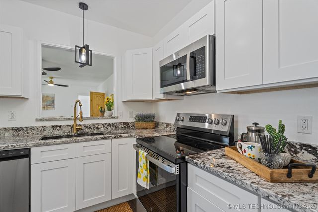 515 S Creek Avenue, Bartlesville, OK 74003