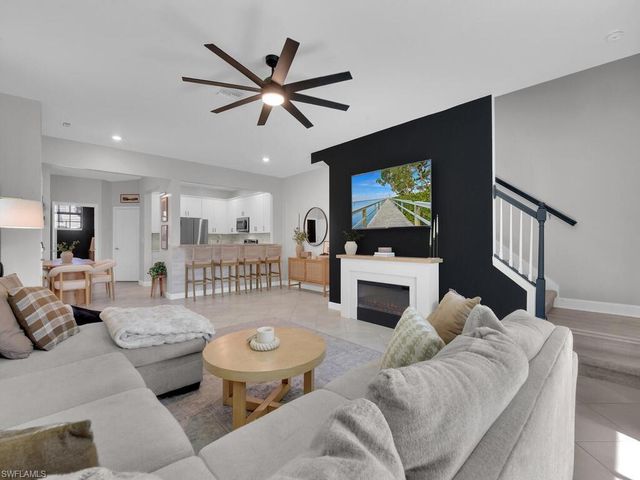 14253 Pine Lodge LN, Fort Myers, FL 33913