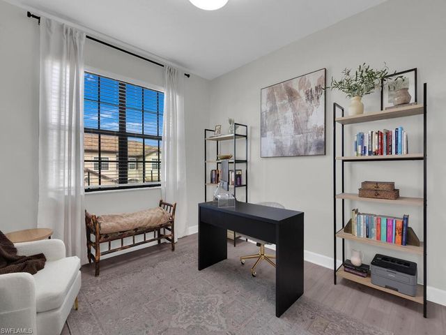 14253 Pine Lodge LN, Fort Myers, FL 33913