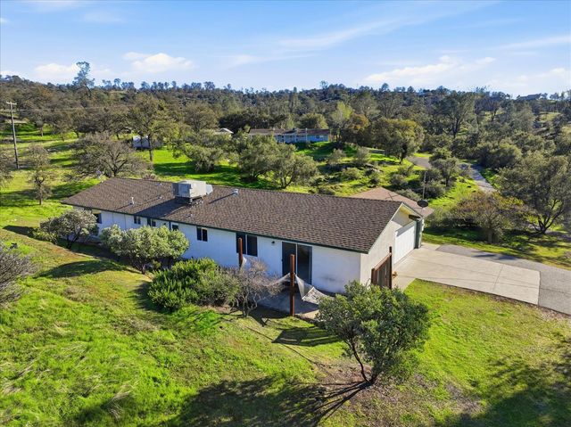 22951 N Lilley Way, Coarsegold, CA 93614