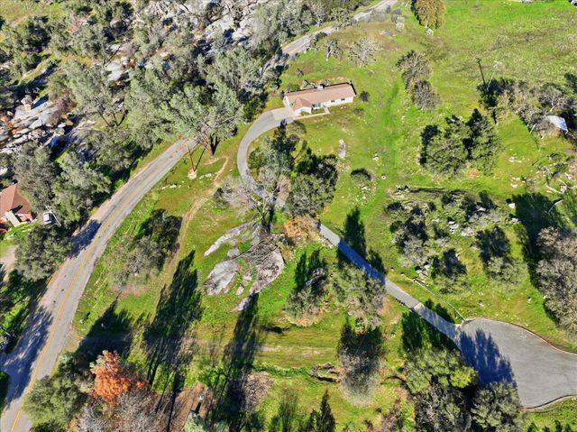 22951 N Lilley Way, Coarsegold, CA 93614