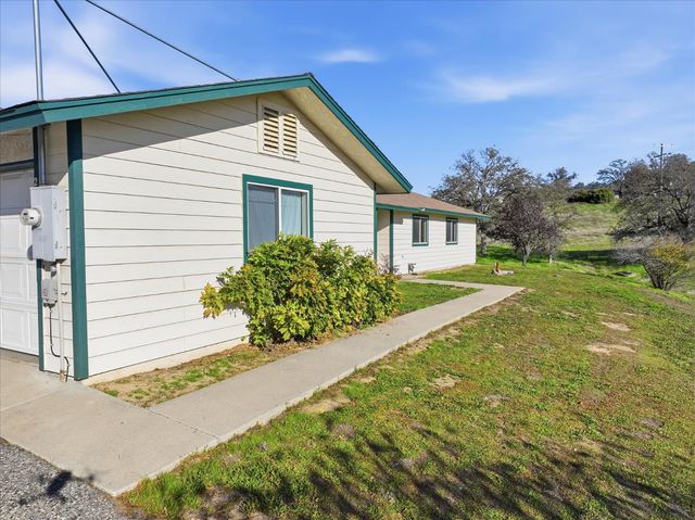 22951 N Lilley Way, Coarsegold, CA 93614