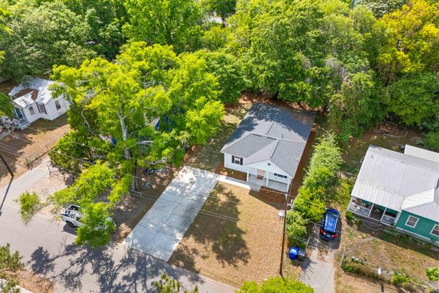 2620 Stark Lane, North Charleston, SC 29405
