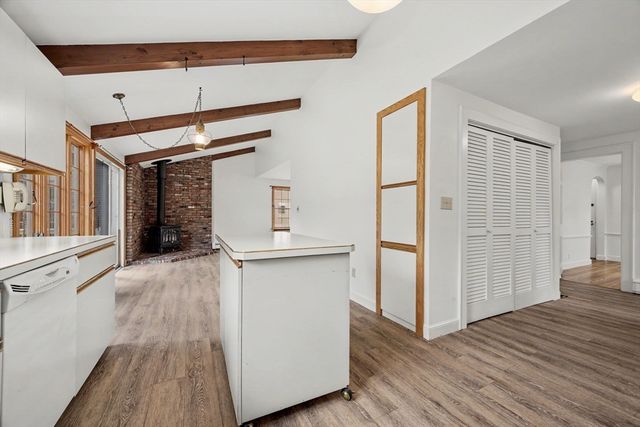 95 Gleason Rd, Lexington, MA 02420
