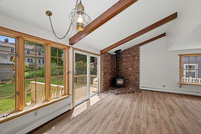 95 Gleason Rd, Lexington, MA 02420