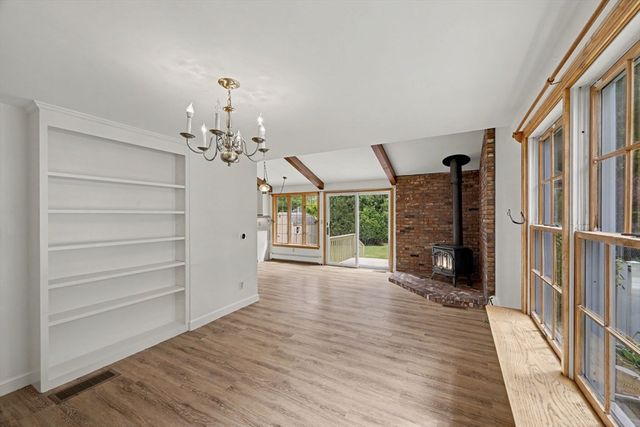 95 Gleason Rd, Lexington, MA 02420