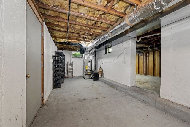 95 Gleason Rd, Lexington, MA 02420