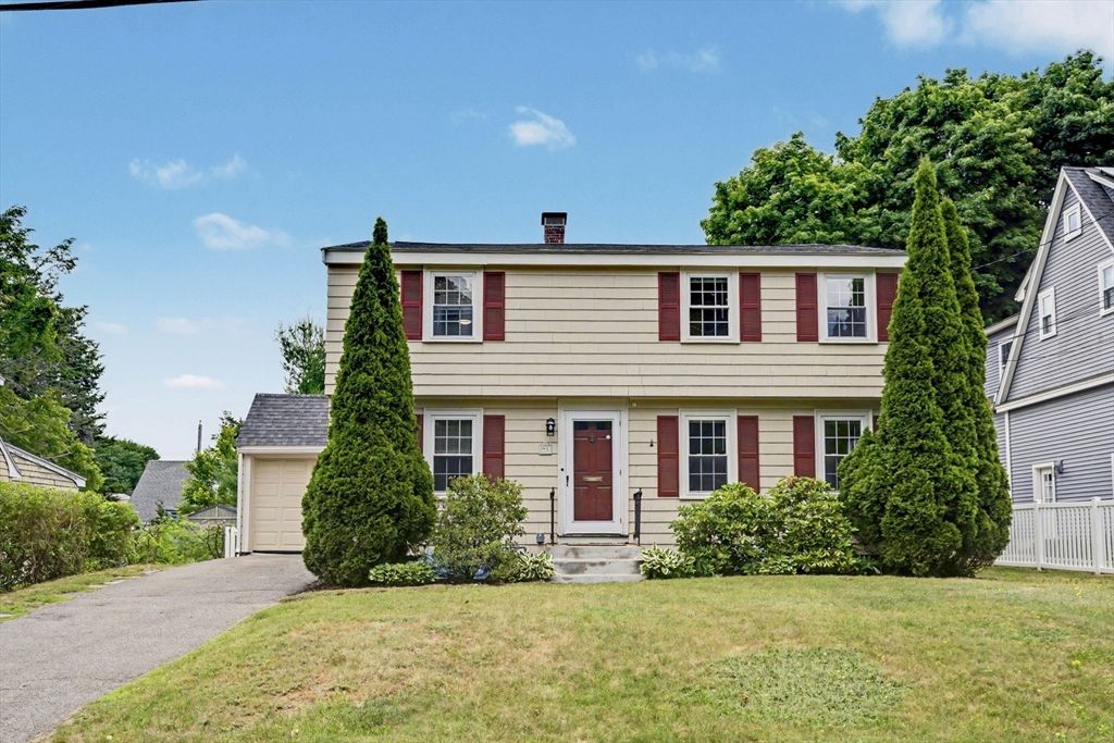 95 Gleason Rd, Lexington, MA 02420