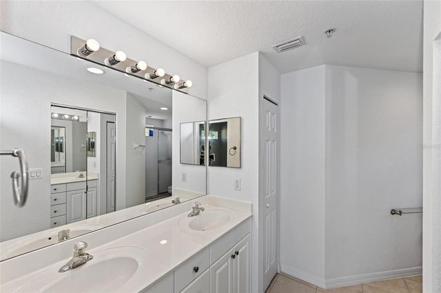 7092 STRAND CIRCLE, Bradenton, FL 34203