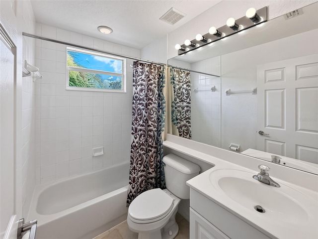 7092 STRAND CIRCLE, Bradenton, FL 34203