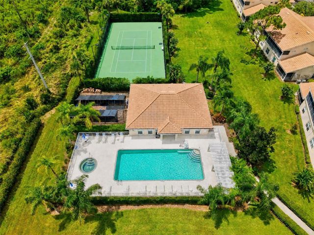 7092 STRAND CIRCLE, Bradenton, FL 34203