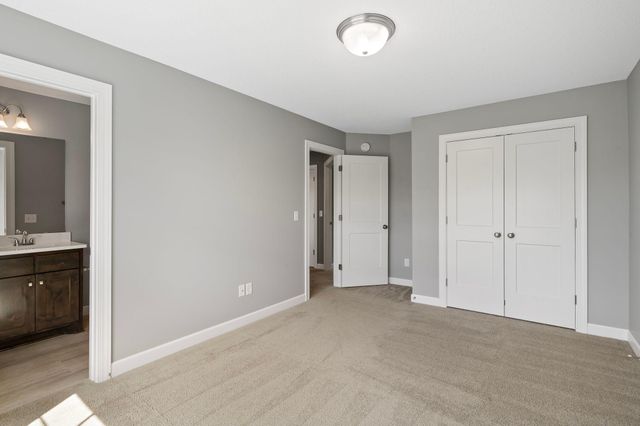 5450 Yellowstone Lane N, Plymouth, MN 55446